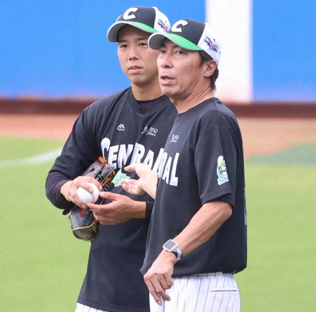 Saba_Tigers's tweet card. 　ヤクルトが、フィリーズ傘下2Aレディングから自由契約になった青柳晃洋投手（31）を獲得調査していることが24日、分かった。ポスティングシステムを使って1月に…
