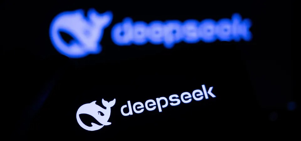 immazzystar's tweet card. 我本想写一篇关于 DeepSeek R1 的科普文，但发现很多人仅仅把它理解为 OpenAI 的复制品，而忽略了它在论文中揭示的&ampquot惊人一跃&ampquot，所以，我决定重新写一篇，讲讲从 AlphaGo 到 ChatGPT，再到最近的 DeepSeek R1 底层原理的突破，以及为什么它对所