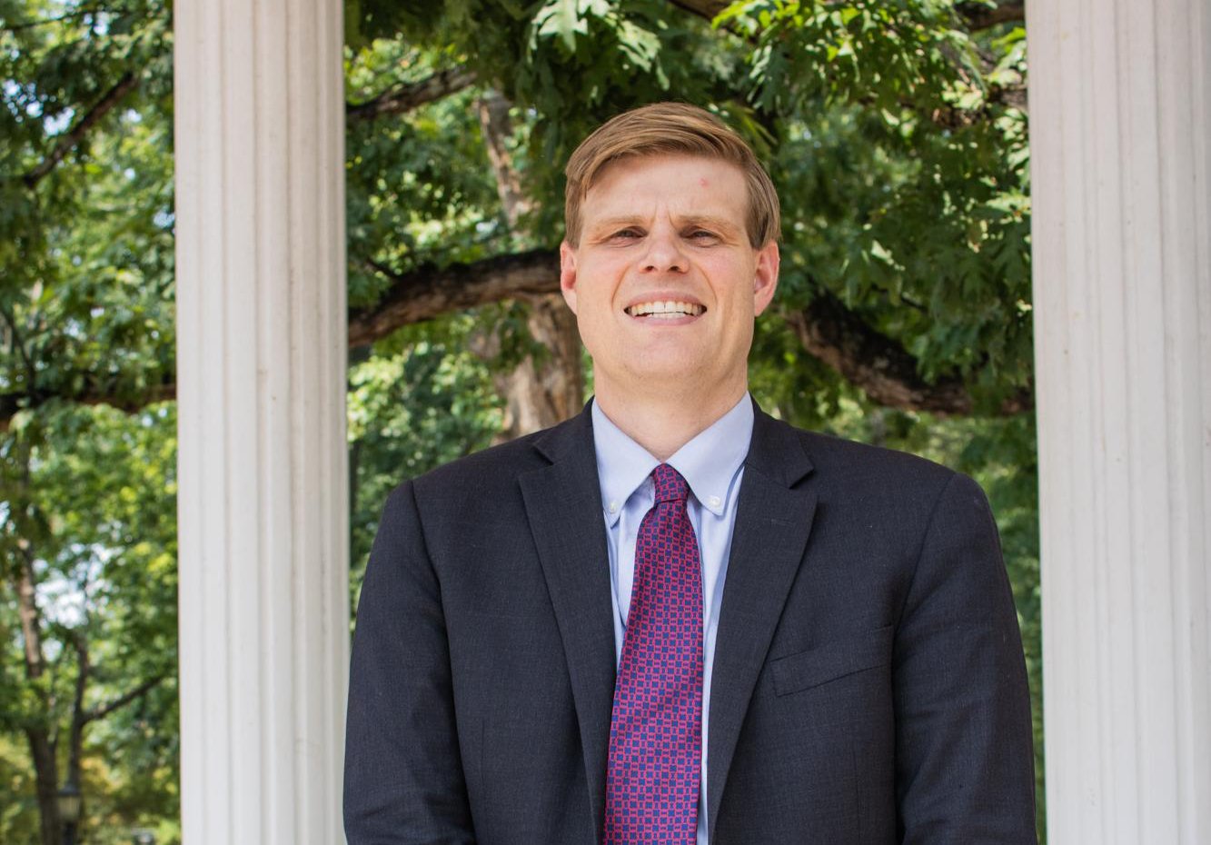 themhartman's tweet card. The dean of the UNC-Chapel Hill School of Civic Life and Leadership was approached to become president of the University of Austin.