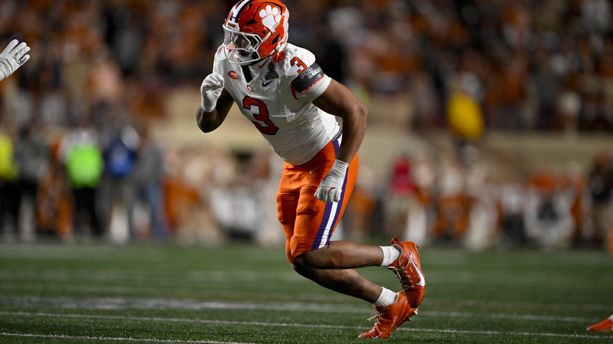ClemsonOnAthlon's tweet card. ESPN's Bill Connelly calls Clemson a "no-brainer" for the ACC title and CFP, but his 2025 projections reveal deep concerns about their defense and offense.