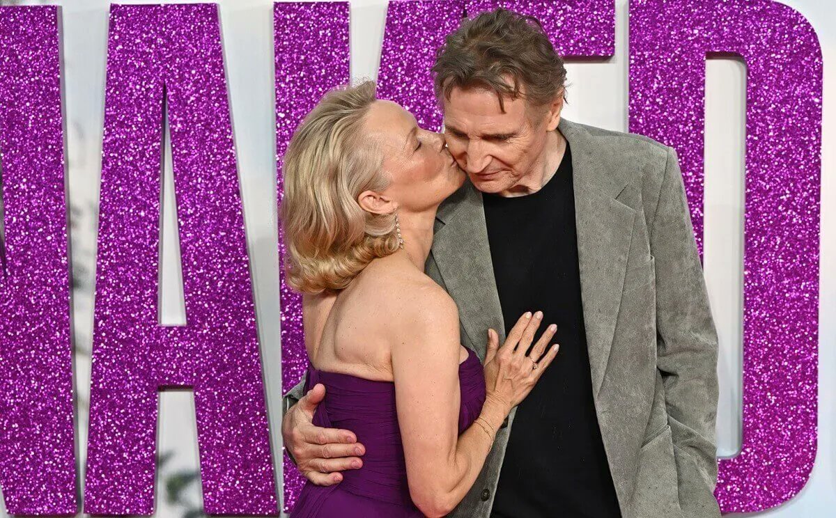 darrenstanton's tweet card. Here's what a body language expert noticed during Pamela Anderson and Liam Neeson's appearance on the red carpet together.