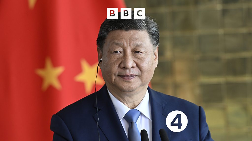 BBC_CurrAff's tweet card. What cards does China hold in the trade war with the US?