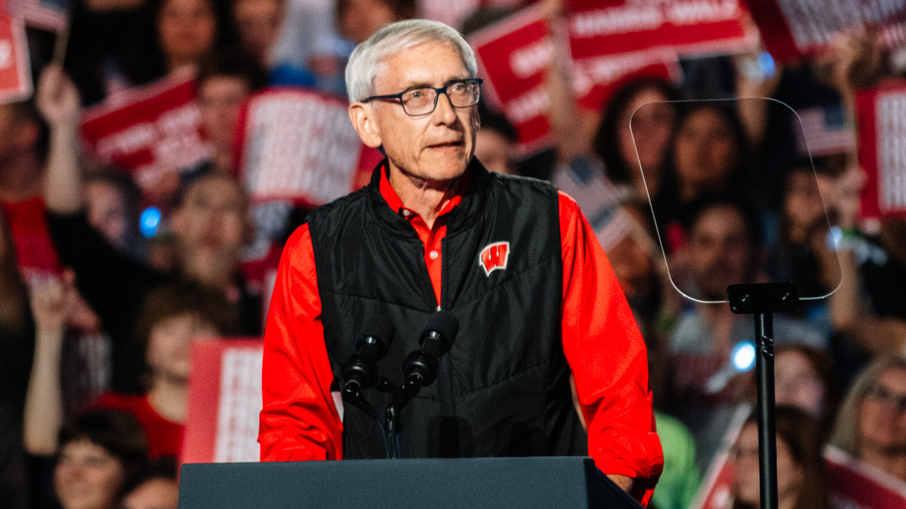 Oregonizers's tweet card. The decision is likely to invite a wide-open race for the Democratic nomination in a battleground state the party hopes to control.