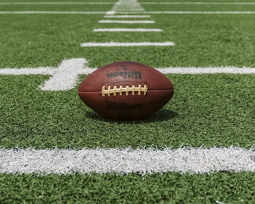 WashingtonPreps's tweet card. Washington Preps has updated our list of the top high school football players by position. Find out who made the cut!