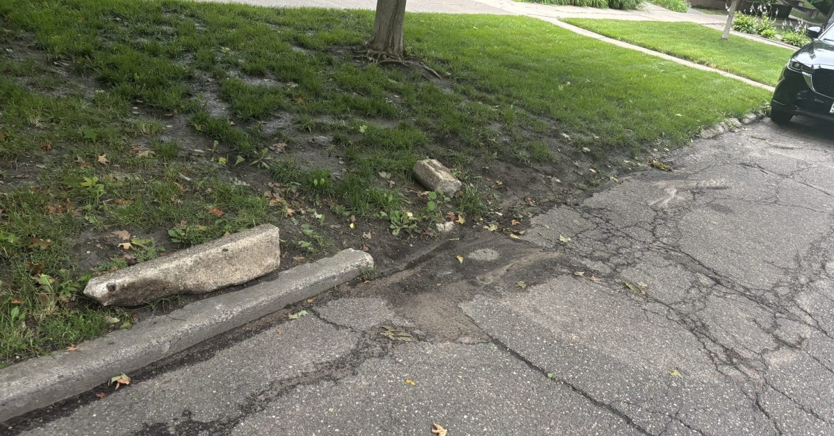 SustainStPaul's tweet card. The historic Summit Avenue has century-old infrastructure that needs to be replaced — making now the ideal time for a new bike trail.