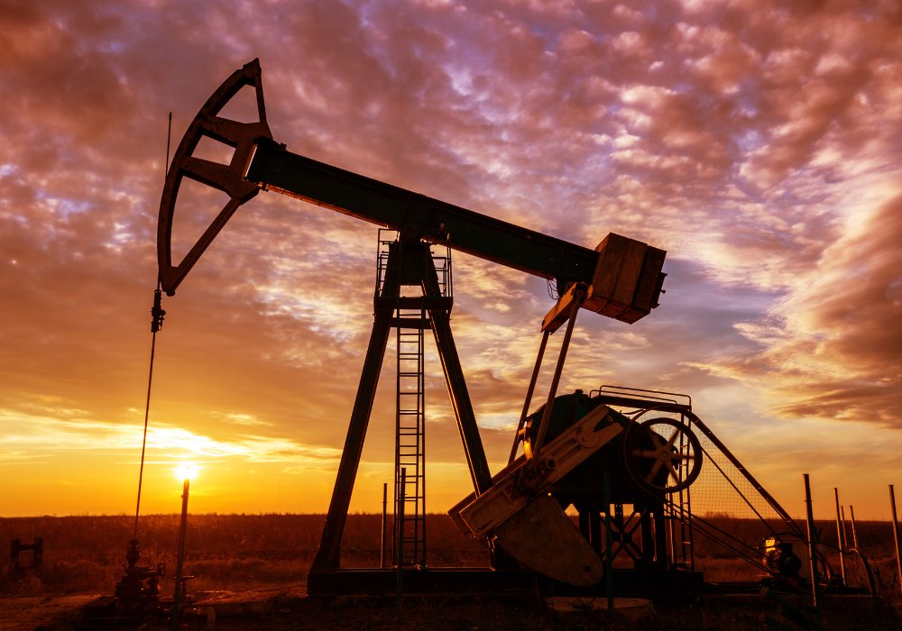 OxfordEconomics's tweet card. We assess the ongoing impact of Trump’s tariffs on global commodity markets. From energy to metals and agricultural goods, we will break down how recent macroeconomic developments and trade policies...