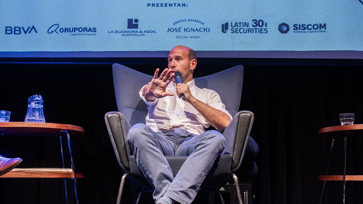MartinLemaUy's tweet card. El exministro y actual legislador blanco defendió el proyecto Neptuno impulsado por el gobierno de Lacalle Pou y acusó al Frente Amplio de “falta de iniciativa” y de adoptar una postura “destructiva...