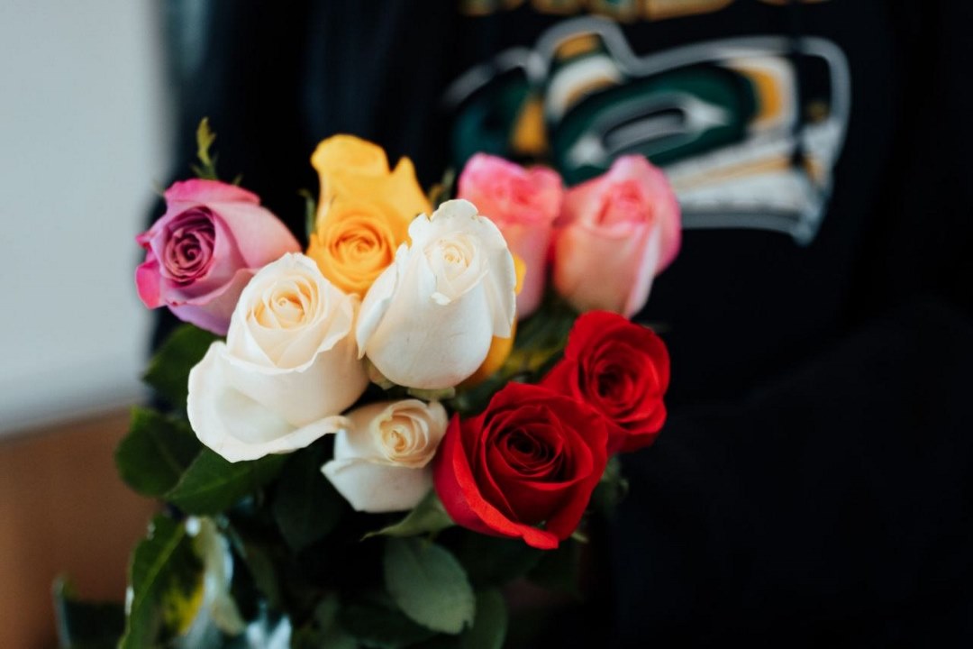 UNBC_NRESi's tweet card. Photo Credit: The UNBC Office of Equity and Inclusion distributed flowers to recognize women who have made a difference in our lives.