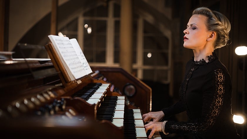chicagosymphony's tweet card. This week, Esa-Pekka Salonen conducts his own composition, Sinfonia Concertante for Organ and Orchestra, with soloist Iveta Apkalna. The program also includes Richard Strauss’ Don Juan and Bartók’s...