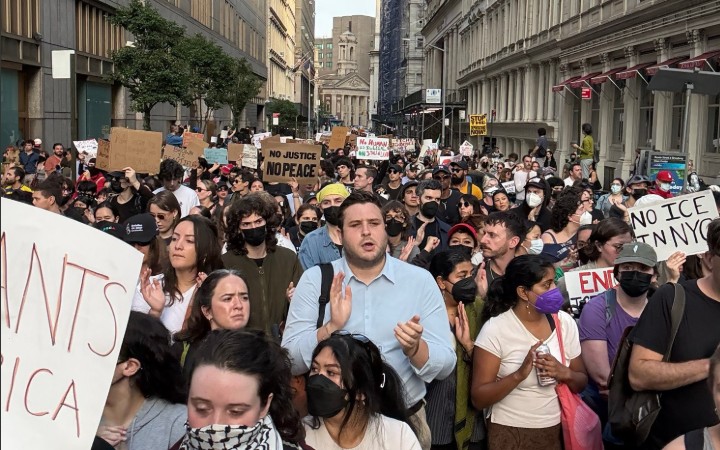 froomkin's tweet card. Protests are big news now. That calls for better reporting on them.