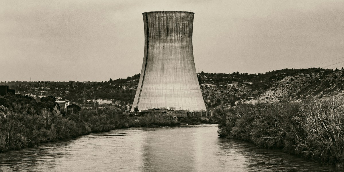 CharlesBallayMD's tweet card. A thorium-fueled reactor is the latest idea being revived after getting shelved in the mid-20th century.