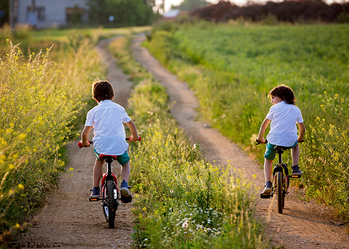 KUMedCenter's tweet card. The largest five-year grant in KU Medical Center’s history will establish a data center to support clinical trials examining environmental influences on child health.