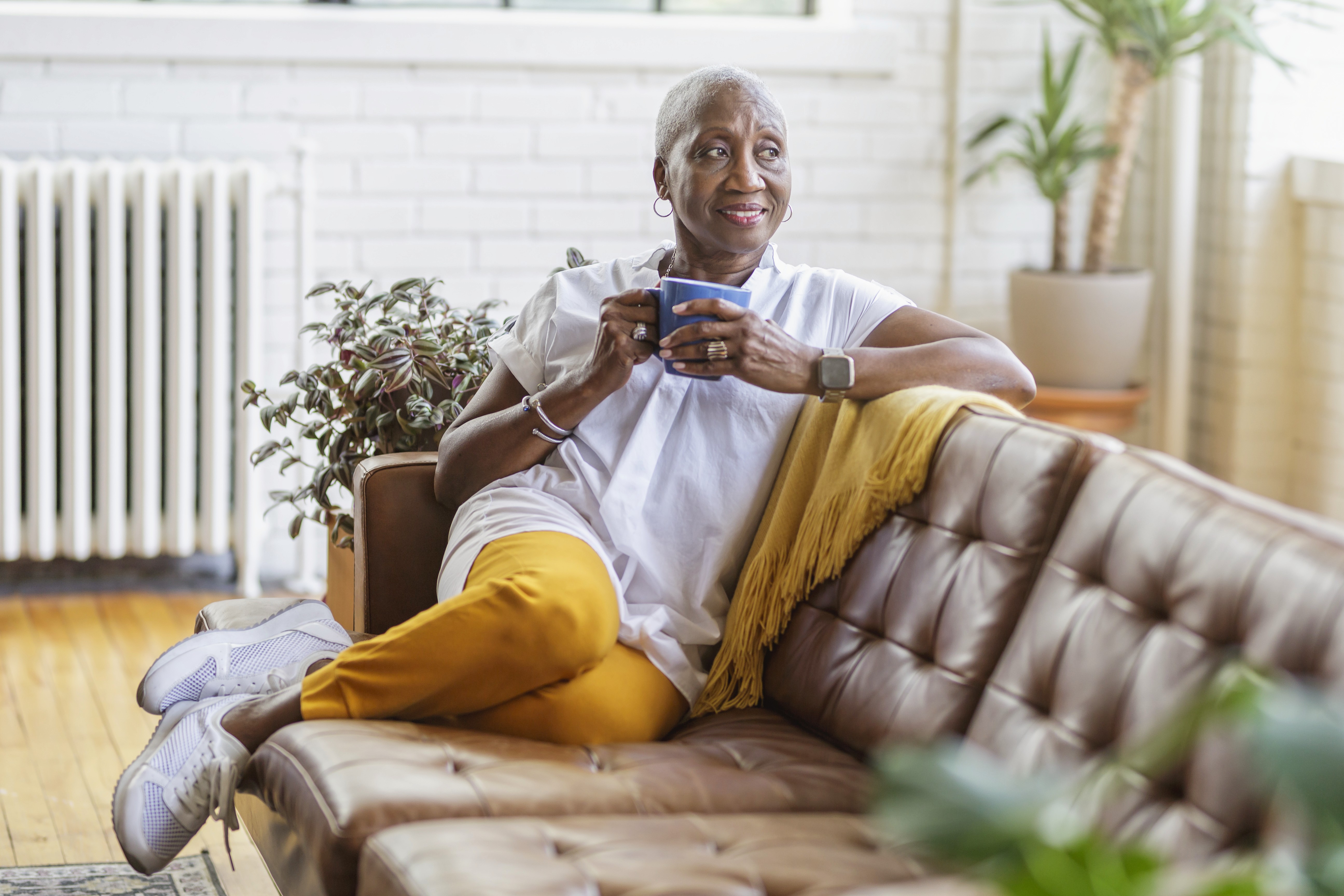 MdAtlPermanente's tweet card. After being diagnosed with both IBS and fibromyalgia, one woman shares the four chronic pain management strategies that brought her lasting relief.