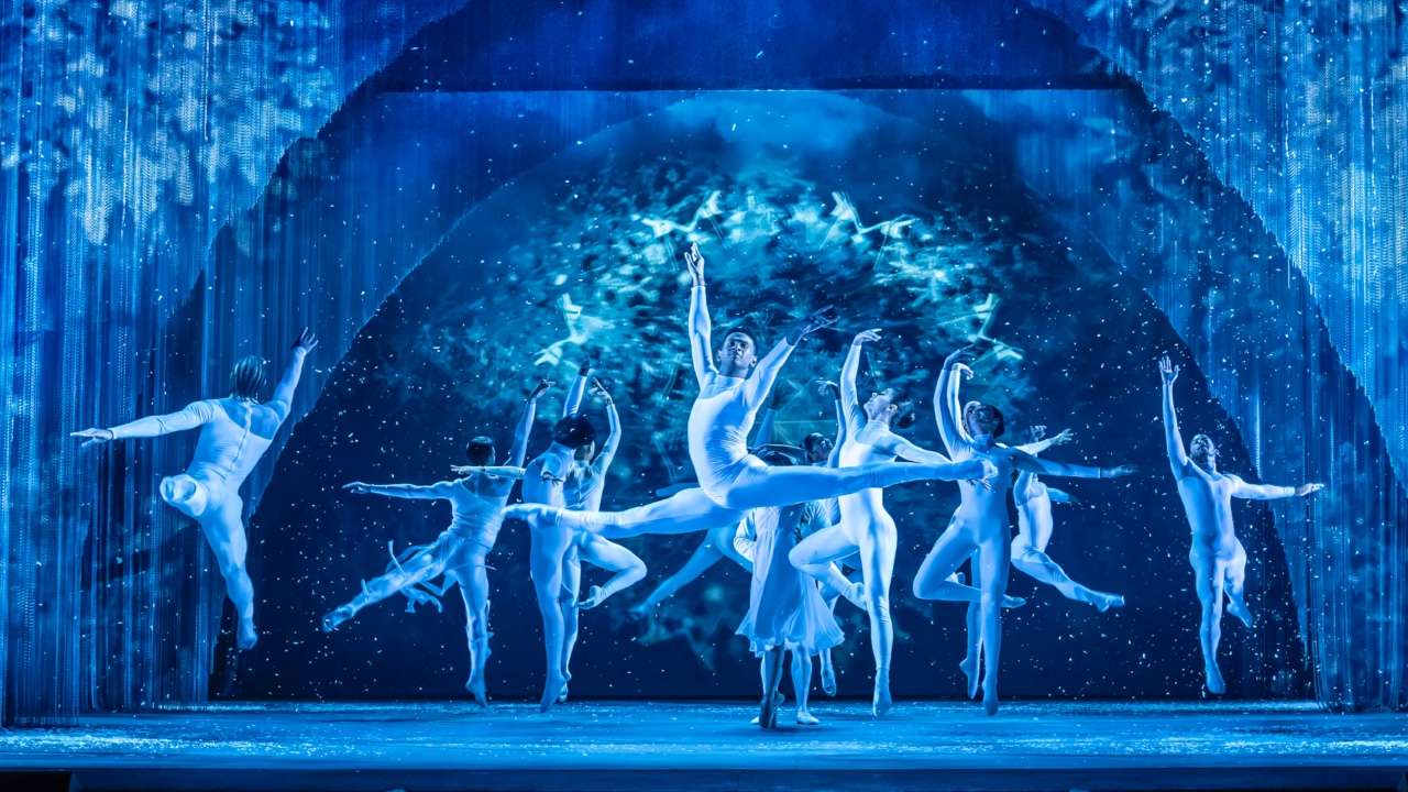 WestEndTheatre's tweet card. Nutcracker in Havana, Carlos Acosta's colourful Cuban take on the festive classic