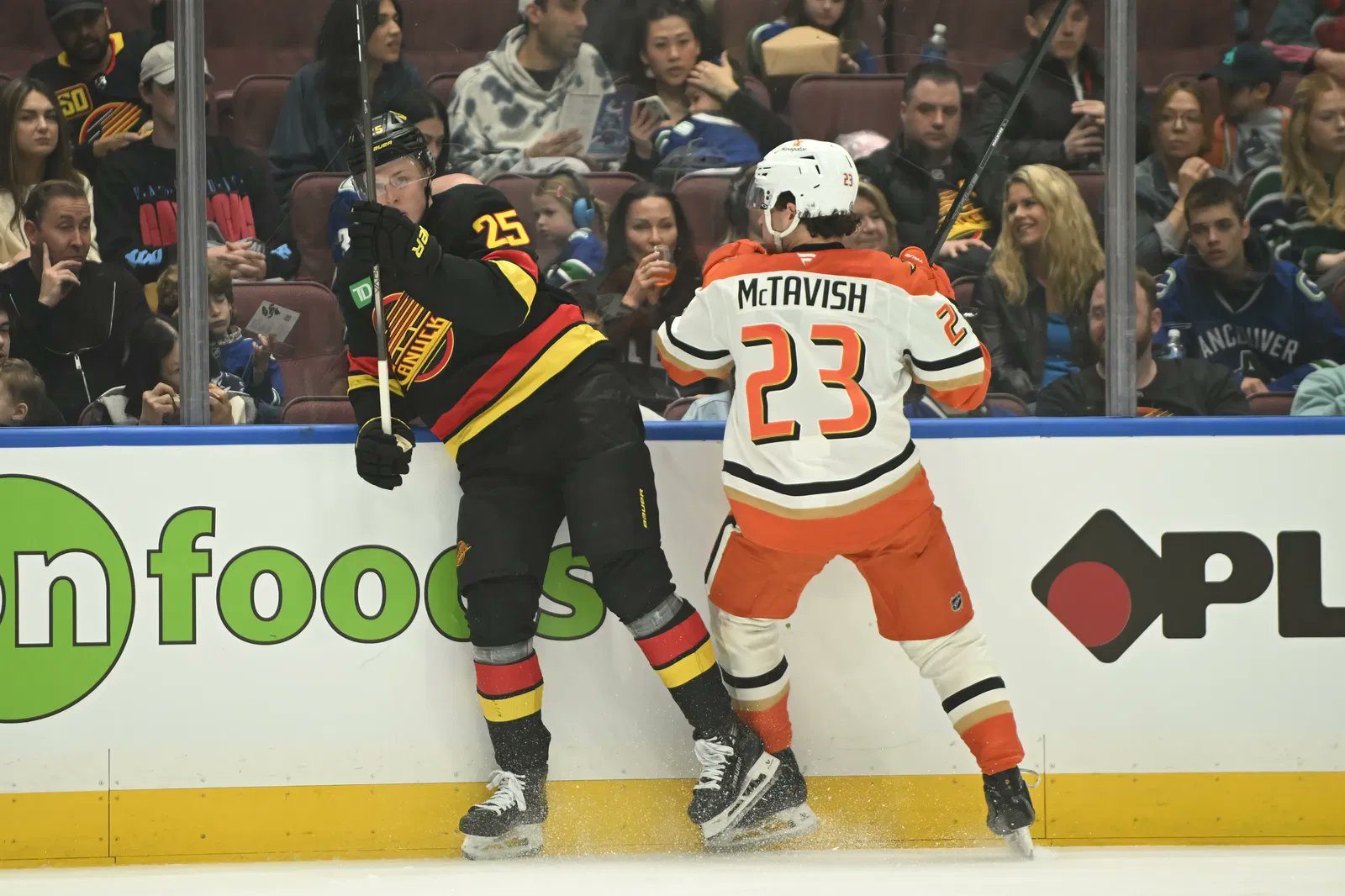 THNCanucks's tweet card. As the 2025 off-season continues, the main focus for the Vancouver Canucks remains finding a second-line center. This task has proven to be challenging, as many teams across the league are also...