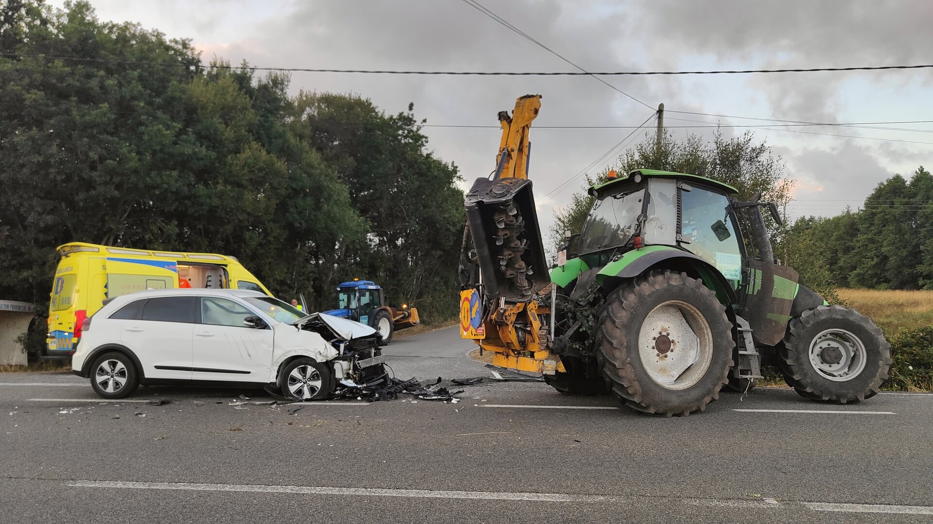 elprogreACHAIRA's tweet card. El accidente se registró en la N-120