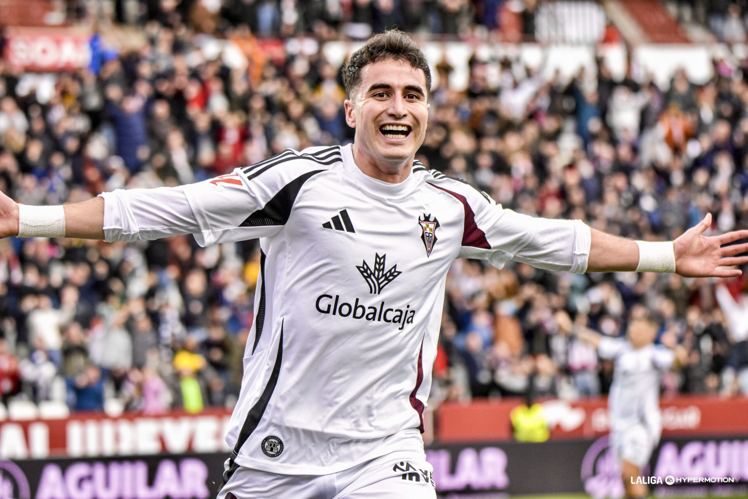 5maseldescuento's tweet card. Jon Morcillo parece tener las ideas bastante claras. El atacante vasco, con contrato hasta junio de 2026, se ha pronunciado en el stage de San Pedro del Pinatar sobre la actualidad de la pretemporada