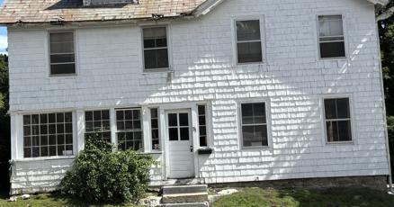 HistoryofMass's tweet card. The owner of a historically significant single-family house in the heart of downtown wants to tear it down. Here's why he can't.