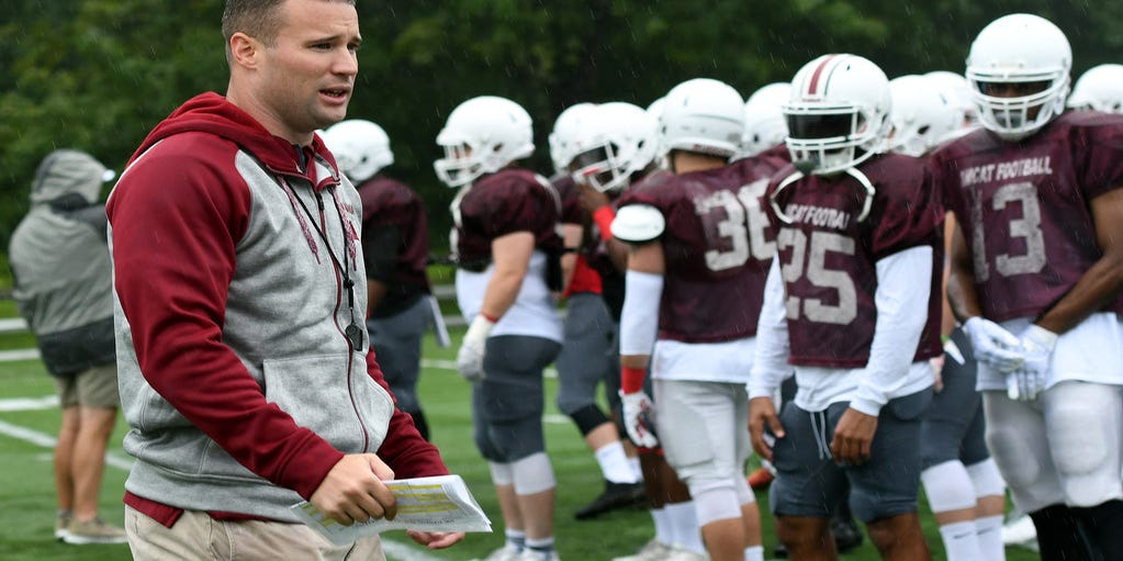 JenTolandTG's tweet card. Former Anna Maria coach Dan Mulrooney is hosting a virtual linebacker clinic to honor legacy of mentor and Holy Cross legend Bill McGovern, featuring several former NFL stars.