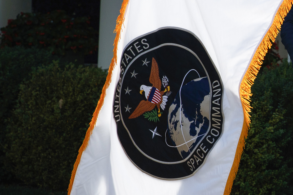ALDailyNews's tweet card. Space Command headquarters appears poised to move to Huntsville after Alabama's senators talk with President Donald Trump this week.