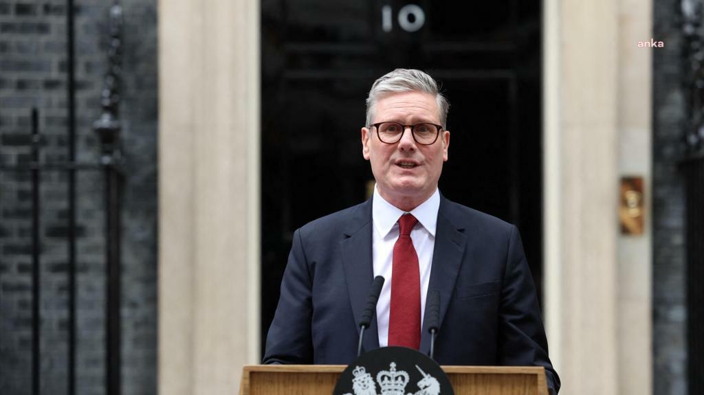 ankahabera's tweet card. İngiltere Başbakanı Keir Starmer, Gazze'de insani felaket yaşandığını belirterek, bir ateşkesin Filistin devletinin tanındığı iki devletli çözüm yoluna girmeyi sağlayacağını vurguladı. Keir Starmer,...