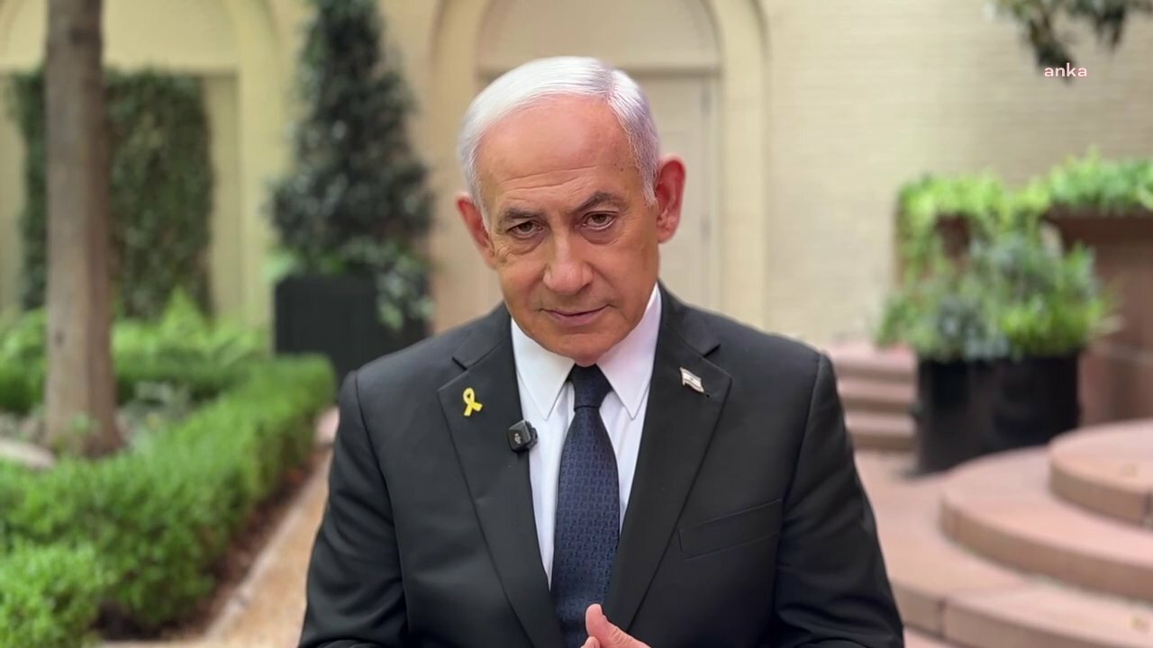 ankahabera's tweet card. İsrail Başbakanı Binyamin Netanyahu, Fransa Cumhurbaşkanı Emmanuel Macron’un Filistin devletini tanıma yönündeki kararını sert sözlerle eleştirdi. Netanyahu, 7 Ekim’de yaşanan saldırılara atıfta...