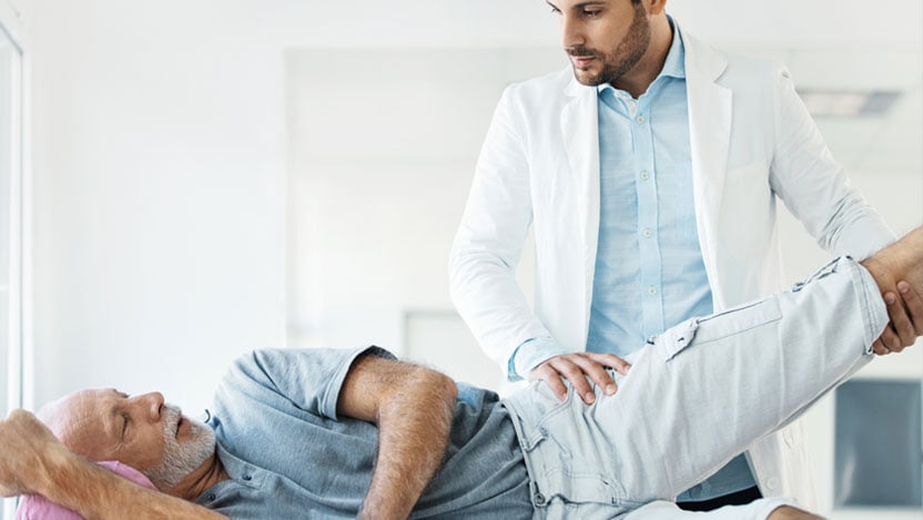 UChicagoMed's tweet card. UChicago Medicine orthopaedic surgeon answers common questions about recovering from a total hip replacement.
