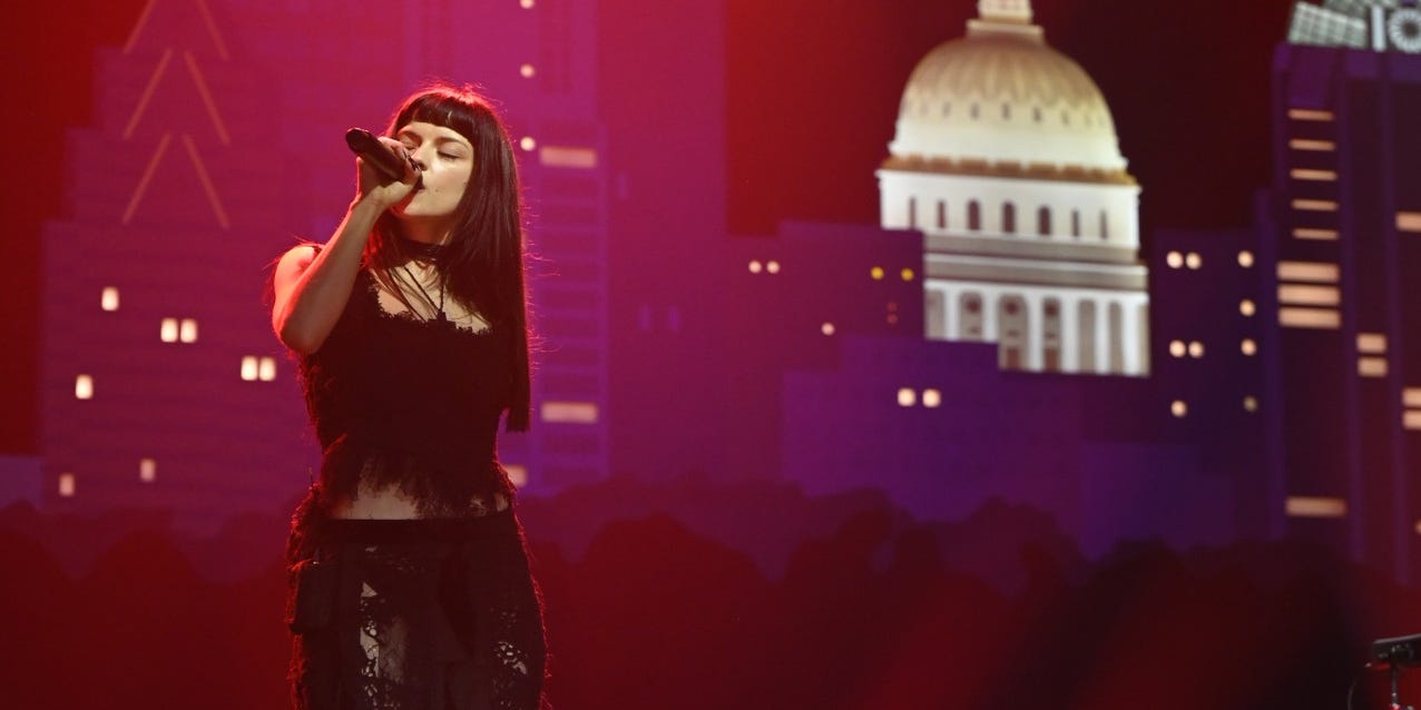 acltv's tweet card. The Marías return to Austin's Moody Center Sunday! See how their sound and story have deepened.