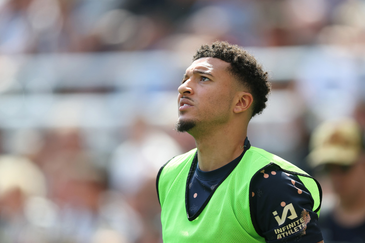 footballitalia's tweet card. Jadon Sancho is still waiting for Juventus and not listening to any other offers, as intermediary Matthew Conning arrived in Turin tonight to continue negotiations via Manchester United.