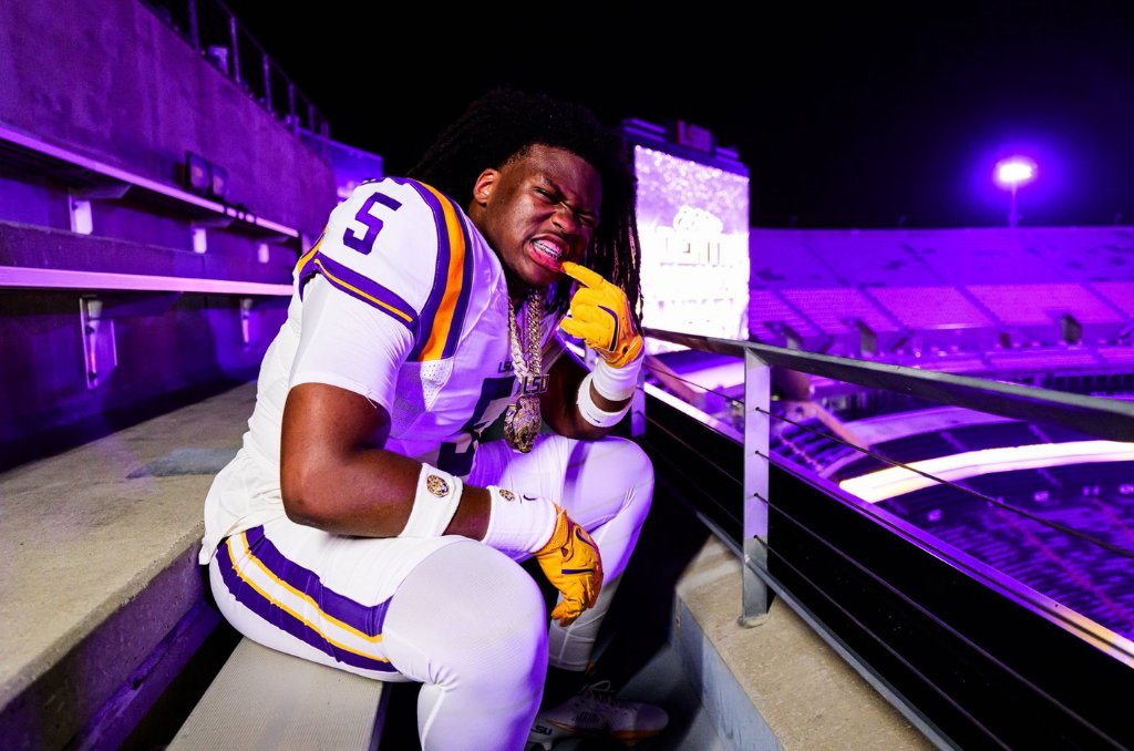 GeauxPrepsLA's tweet card. Bound for Tigertown: U-High's Lamar Brown motivated to represent city, state