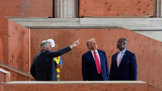 sdward1's tweet card. President Trump on Thursday visited the Federal Reserve headquarters alongside Chair Jerome Powell to tour a major renovation taking place there, a project he and his administration have criticized…