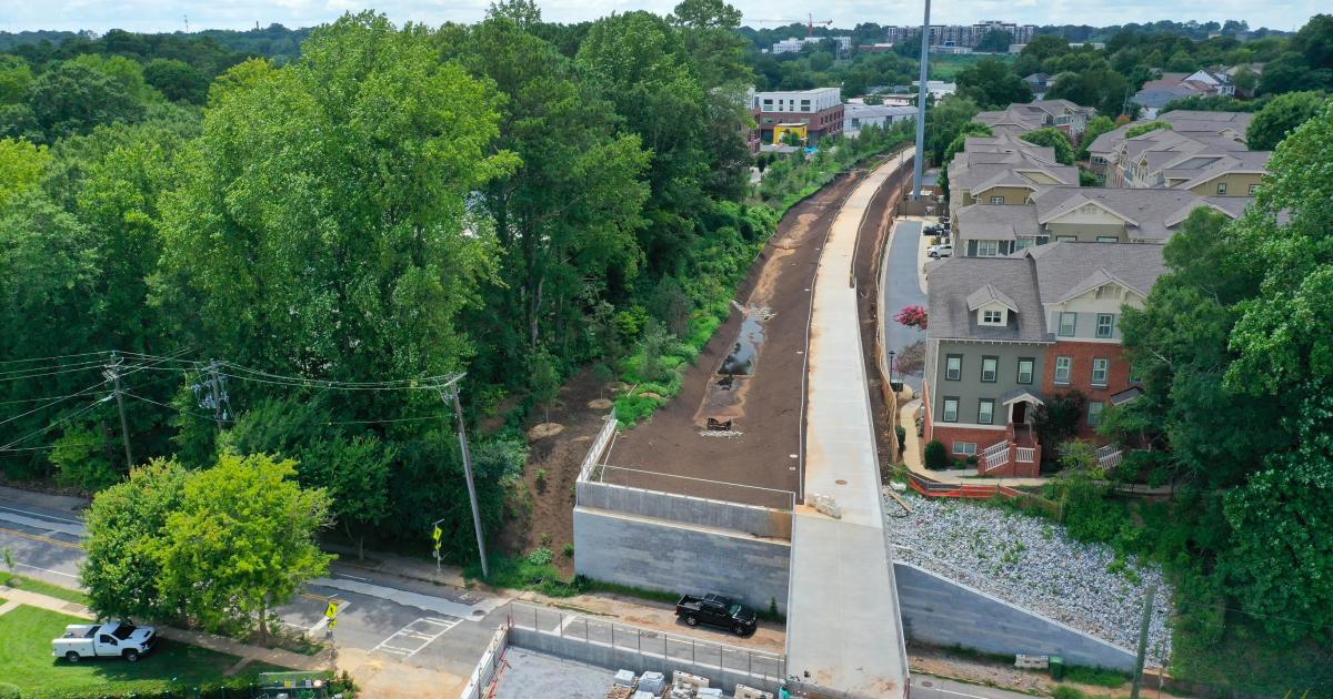 UrbanizeATL's tweet card. Two years (and change) since the Beltline’s Southside Trail Segments 4 and 5 broke ground, this key neighborhood-connecting swoop of the 22-mile loop is starting to come together in encouraging...