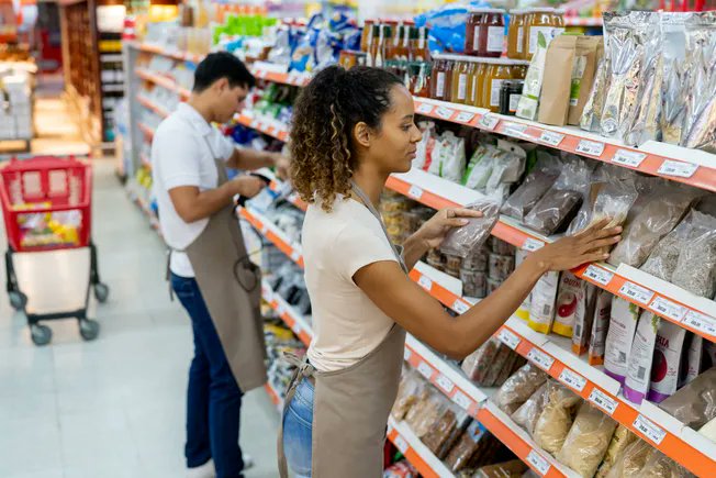 CFODive's tweet card. The report of robust spending coincides with warnings by several Federal Reserve officials that import duties in coming months will push up prices.