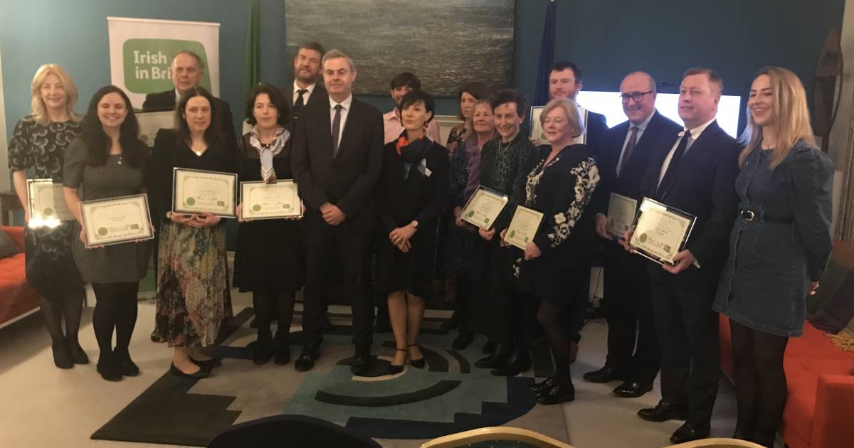 irishinbritain's tweet card. We are delighted to announce that applications for our Ceannairí Nua New Leader’s programme 2025, in partnership with Diane West, are now open!