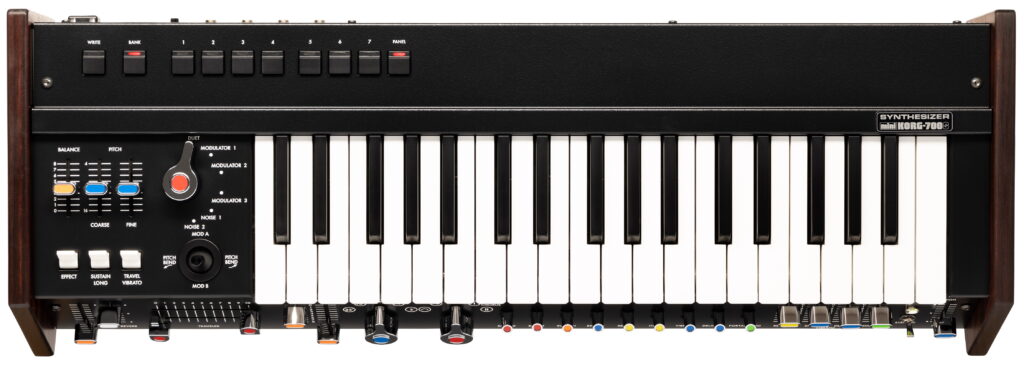filter_synth's tweet card. 唯一無二なアナログ・シンセの復刻版をスケール・ダウンしオリジナル機能を搭載miniKORG 700は、1973年にコルグ初の量産シンセサイザーとして発売された。翌74年には2VCOに進化したminiKORG 700Sが登場。設計者の三枝氏によると、他社のシンセをまったく真似していないという。miniKORG 700の回路構造や特異な設計思想から生まれるサウンドは、独特な趣のある唯一無二のカラ...