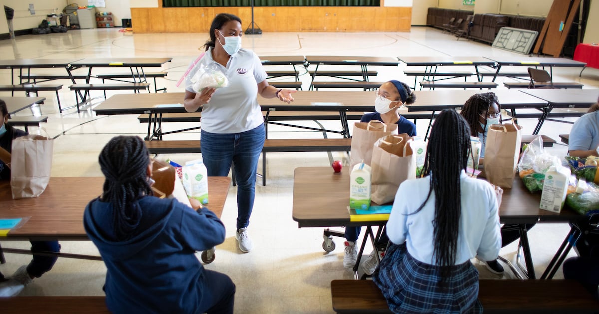CornellCHE's tweet card. Here’s a Q&A with a nutrition expert who created an after-school program for NYC middle-schoolers who take on adult responsibilities, like meal preparation. This spring, the USDA terminated it.