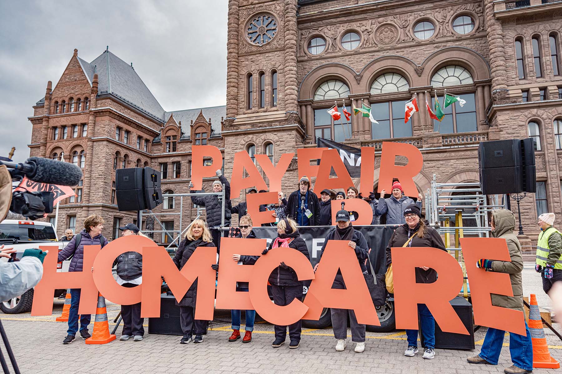 ontarionurses's tweet card. They’re a small group of ONA members, but we all came together to amplify their voices. On April 16, during ONA’s Provincial Leadership Meeting in Toronto, leaders and members, along...