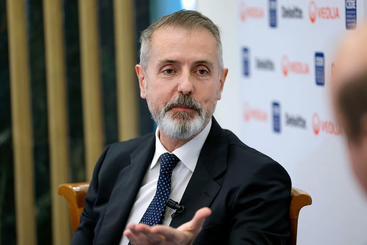 MARIOALV4REZ's tweet card. Los primeros espadas de las grandes operadoras de telecomunicaciones de Europa suman fuerzas para exigir a la Comisión Europea un cambio "drástico" en la actual...