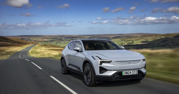 bird_liam's tweet card. Polestar 3 blends sleek design, strong performance and luxury in an engaging electric SUV with 392-mile range and refined styling.