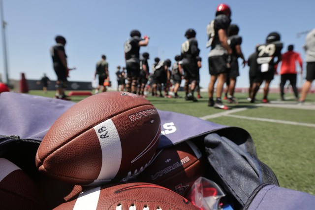 sdutkirKDKenney's tweet card. The NCAA’s early signing period isn’t until the first week of December, but players for the Class of 2026 aren’t inclined to wait until the last minute to make their college choic…