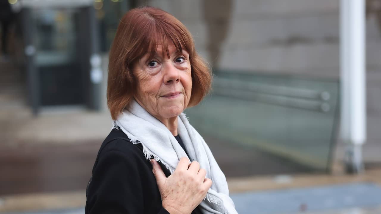 FMG_UvA's tweet card. Franse aanklagers eisten maandag 20 jaar cel tegen de man die zijn vrouw jarenlang heeft laten verkrachten door tientallen mannen. Het slachtoffer, Gisèle Pelicot, groeide de afgelopen maand uit tot...