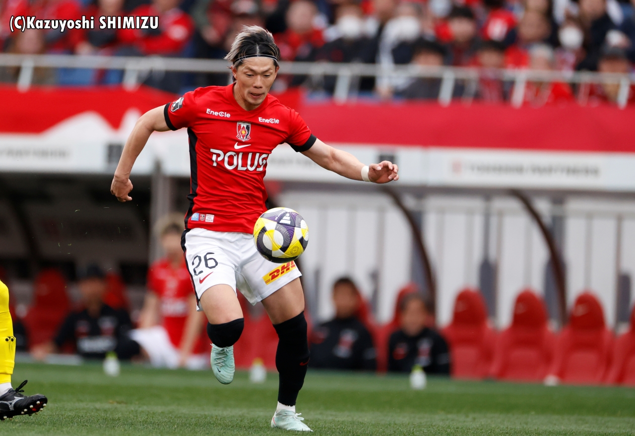 kaba_urawa's tweet card. （Report by 轡田哲朗）左サイドバックのみ変更、湘南が欧州に3人抜かれたのは全クラブにあるリスク浦和レッズは7月23日にリーグ戦の23試合目で湘南ベルマーレと対戦して4-1で勝利した。このゲームはセットプレーをゴールにつなげることができて、コーナーキックから2点とスローインから1点が決まり、オフサイドにより認め