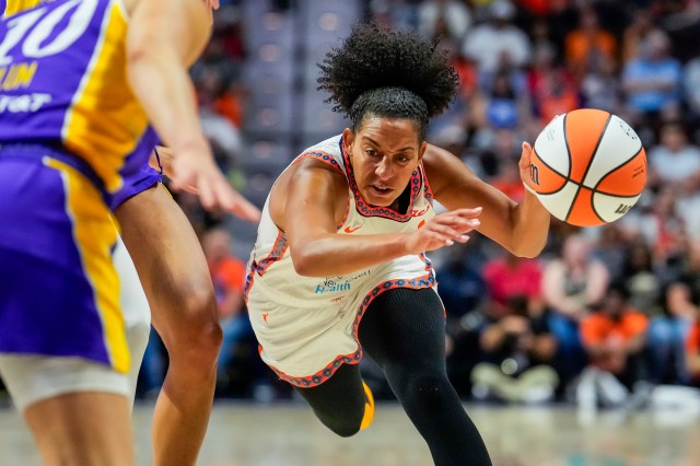 hartfordcourant's tweet card. The Connecticut Sun trailed the Los Angeles Sparks by one at halftime, but the team collapsed after Bria Hartley’s ejection in the third.