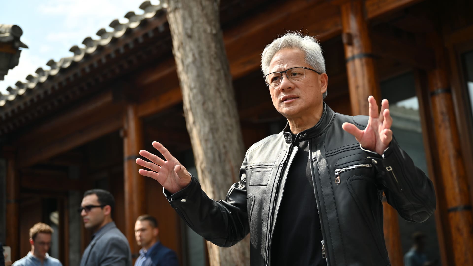 DecemberAndi's tweet card. Nvidia CEO Jensen Huang said, during a trip to Beijing this week, that if he were a student today, he'd focus on the physical sciences.