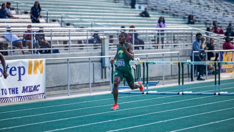nsutfxc's tweet card. Tafari Bishop posted the third-fastest time in his 400-meter hurdle heat, coming from behind on the last leg of the race to clock in at 51.14 and advance to Friday's quarterfinals.