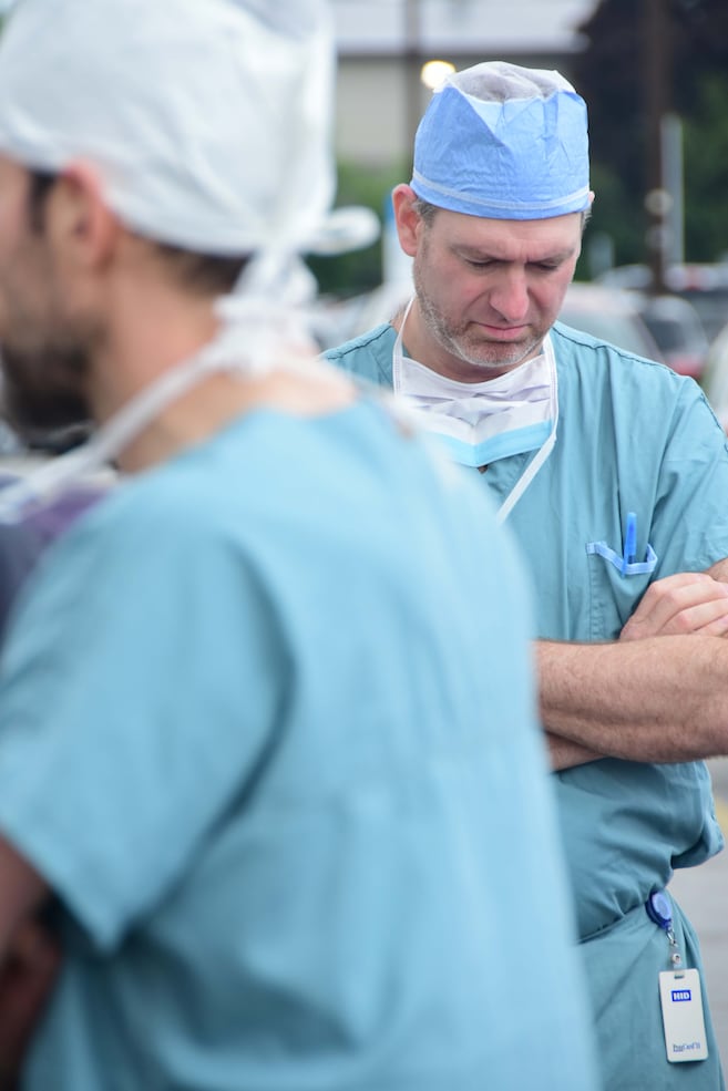 FMSQ's tweet card. CHRONIQUE / C’est le patient qui va en souffrir. Qui va peut-être même en mourir.