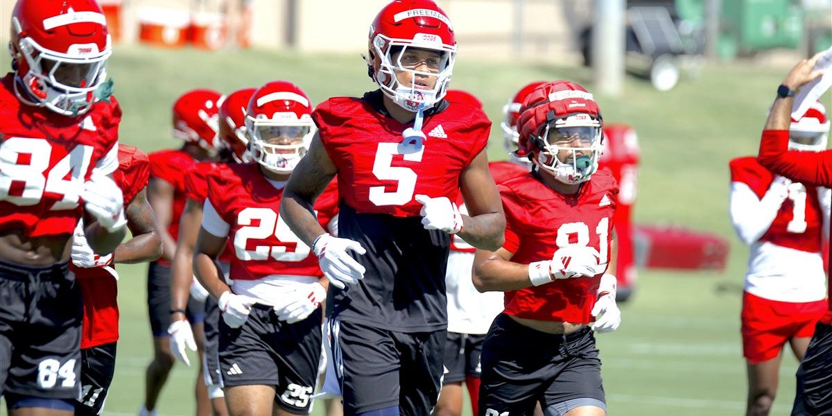 BarkBoard's tweet card. Fresno State Fall Camp is officially underway. Get the latest from Day 1 of practice as the Bulldogs gear up for the 2025 football season.