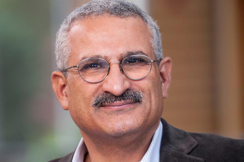 minnpop's tweet card. Al-Ahram Weekly interviews economist Ragui Assaad about labour market trends and challenges.
