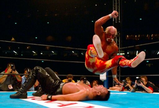 managem87085834's tweet card. 　“超人”ハルク・ホーガン（本名・テリー・ボレア）さんが７１歳で亡くなった。世界最大のプロレス団体「ＷＷＥ」が２４日、公式ＷＥＢなどで発表した。 　１９８４年からＷＷＦ（現ＷＷＥ）へ参戦しリアル・