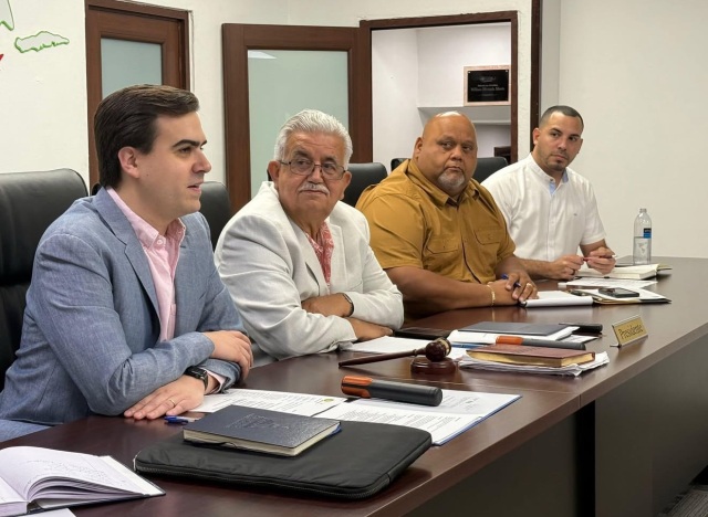 jtorrestorres7's tweet card. Política-Opinión JAIME TORRES TORRES  Prensa Sin Censura  Literalmente Pablo José Hernández Rivera ya inició su campaña para la gobernación por el Partido Popular Democrático en las elecc…